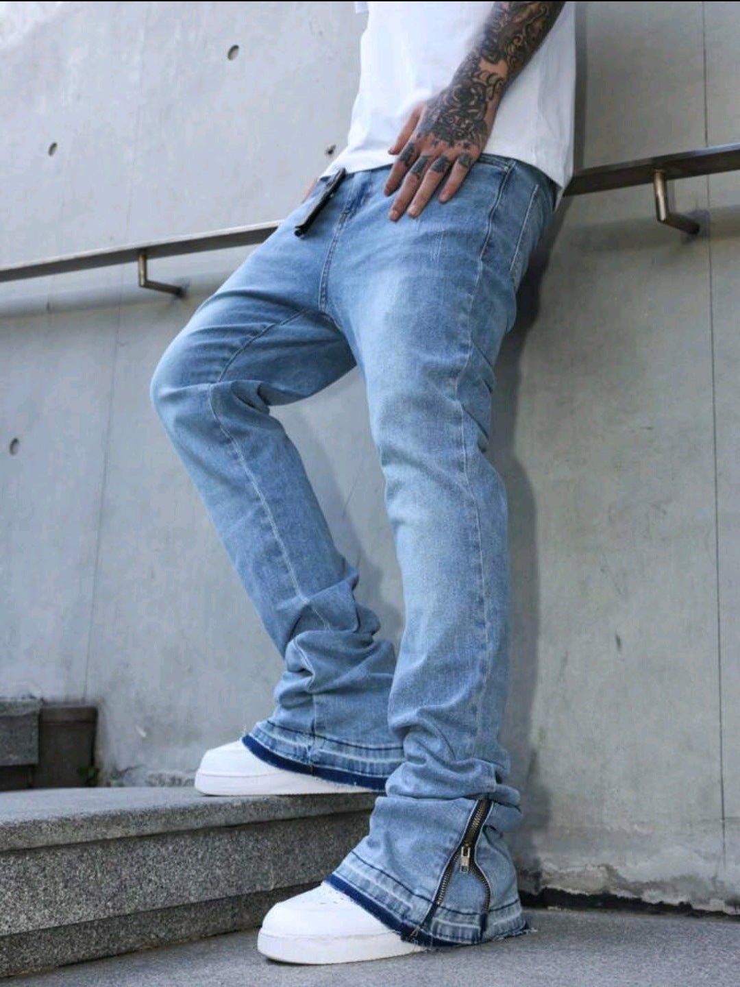 Men's Relaxed Fit Flared Jeans – Vintage Wash Straight Leg Denim Pants - VibeVaultSupply