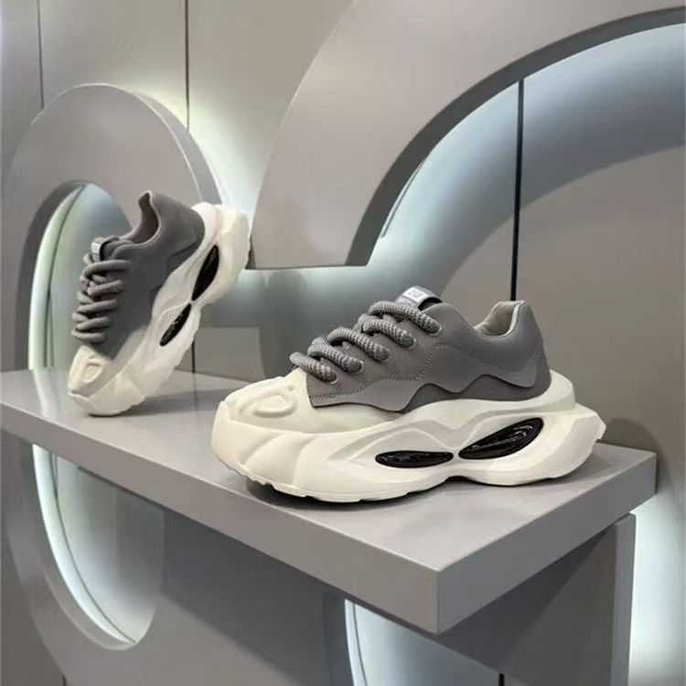 VibeVaultSupply Minimal Chunky Sneakers – Lightweight Casual Everyday Shoes | Clean Streetwear Trainers (Black & Gray) - VibeVaultSupply