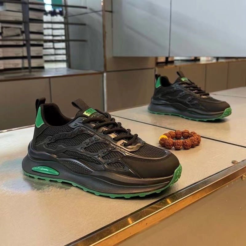 Men's Lightweight Mesh Running Sneakers - VibeVaultSupply