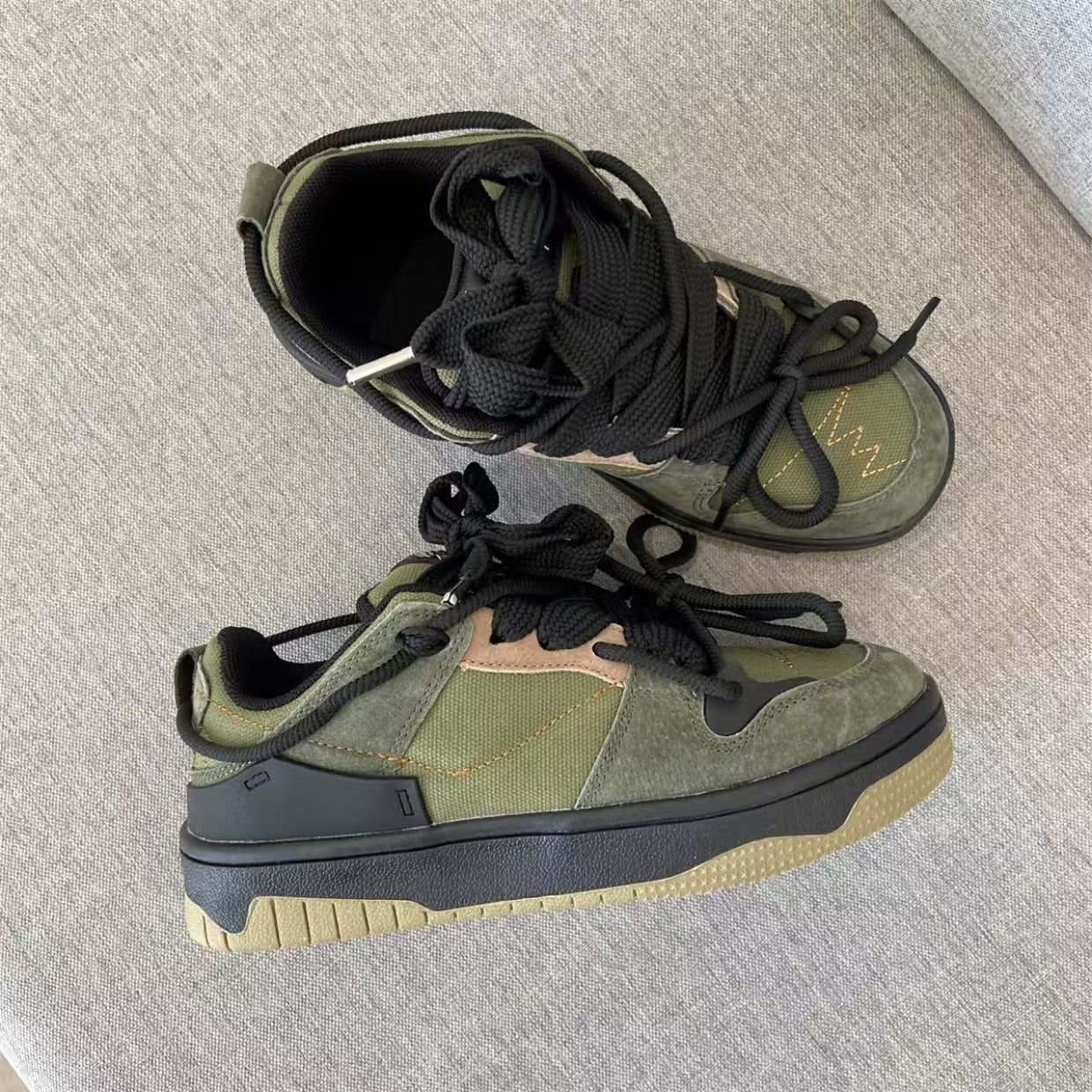 VibeVaultSupply Chunky Lace - Up Sneakers – Breathable Mesh Casual Shoes | Lightweight Everyday Trainers (Black & Army Green) - VibeVaultSupply